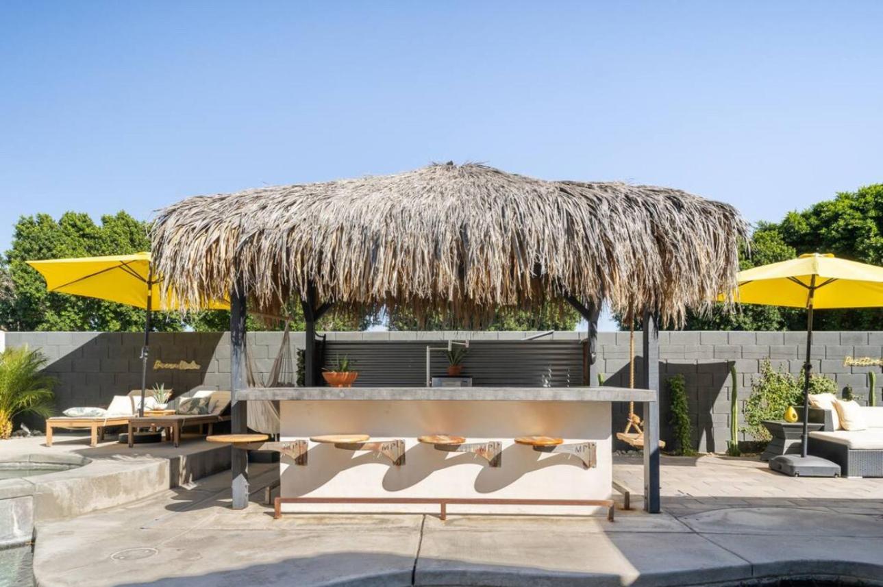 Desert Paradise Salt Water Pool & Spa 1 Mile To Coachella Fest Indio Exterior photo